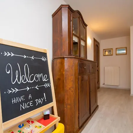 Apartment Il Cortiletto - Lores